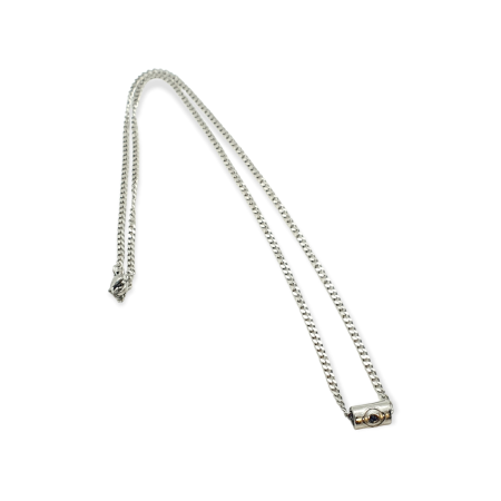 necklace silver chain and eye1